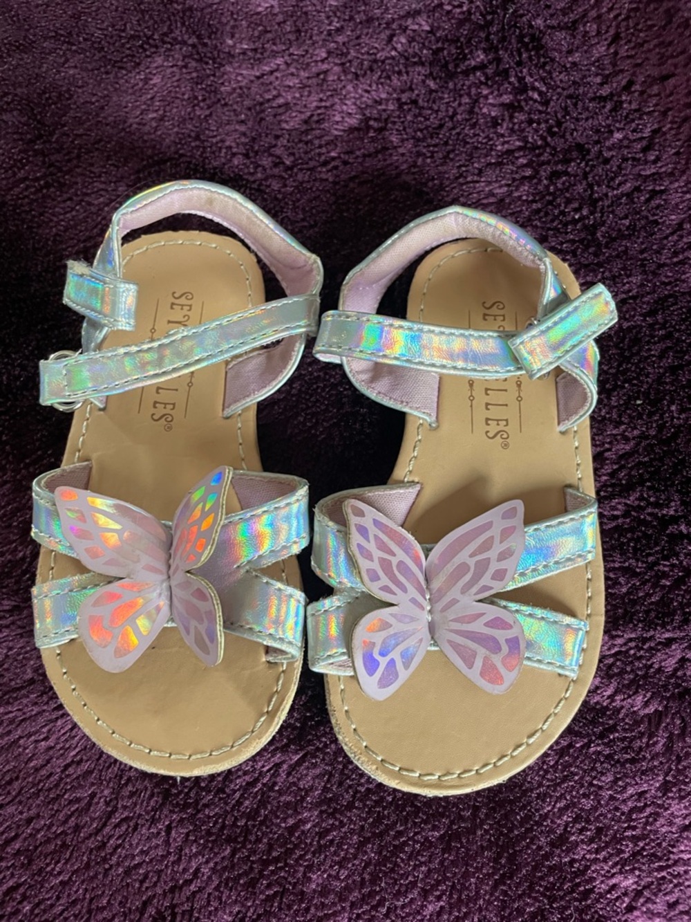 Seychelles Kids Holographic Butterfly Strap Sandals - Iridescent Pink